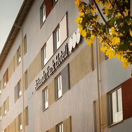Attendo Park Hotell Huddinge Exterior photo